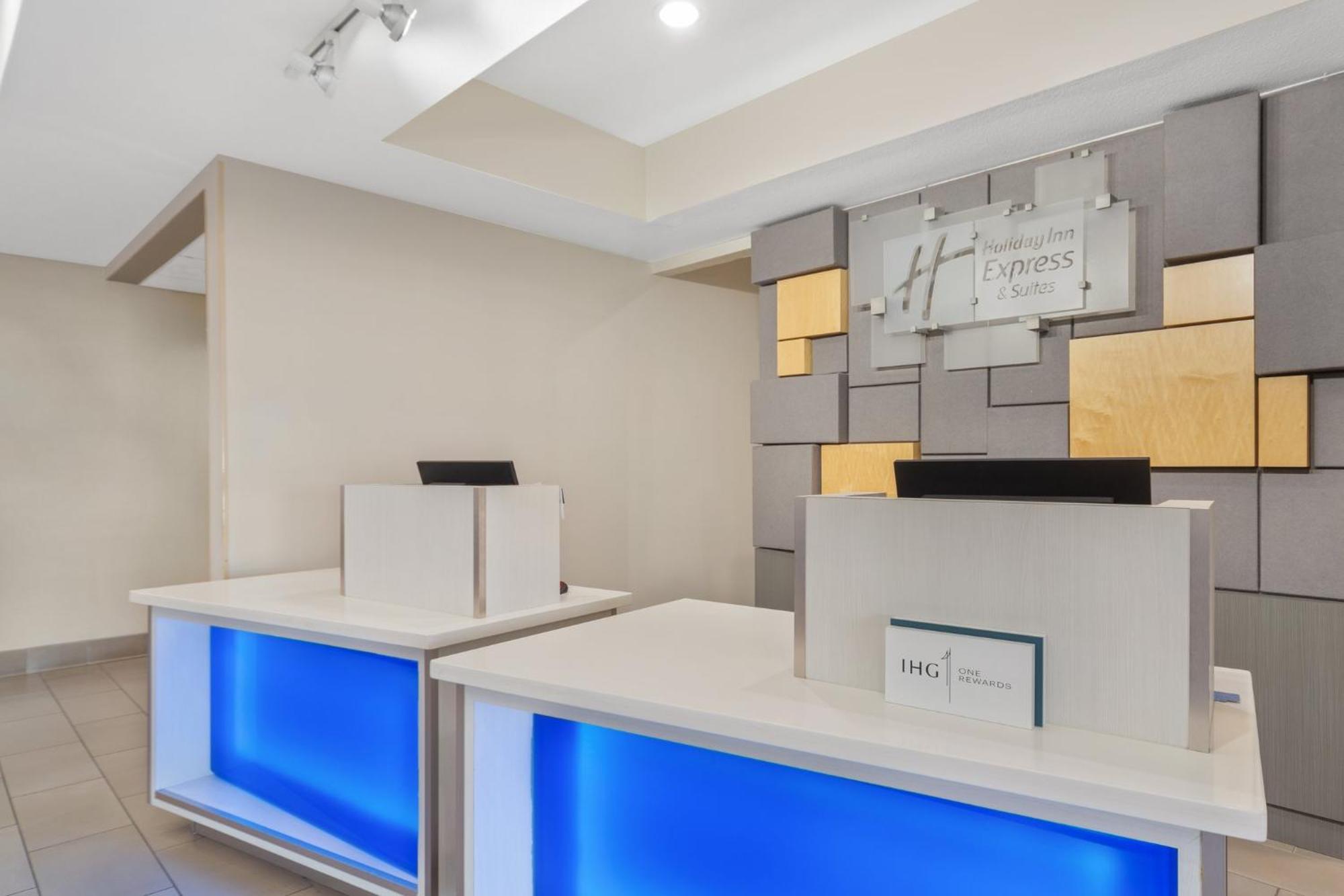 Holiday Inn Express Tomball By Ihg Exterior foto