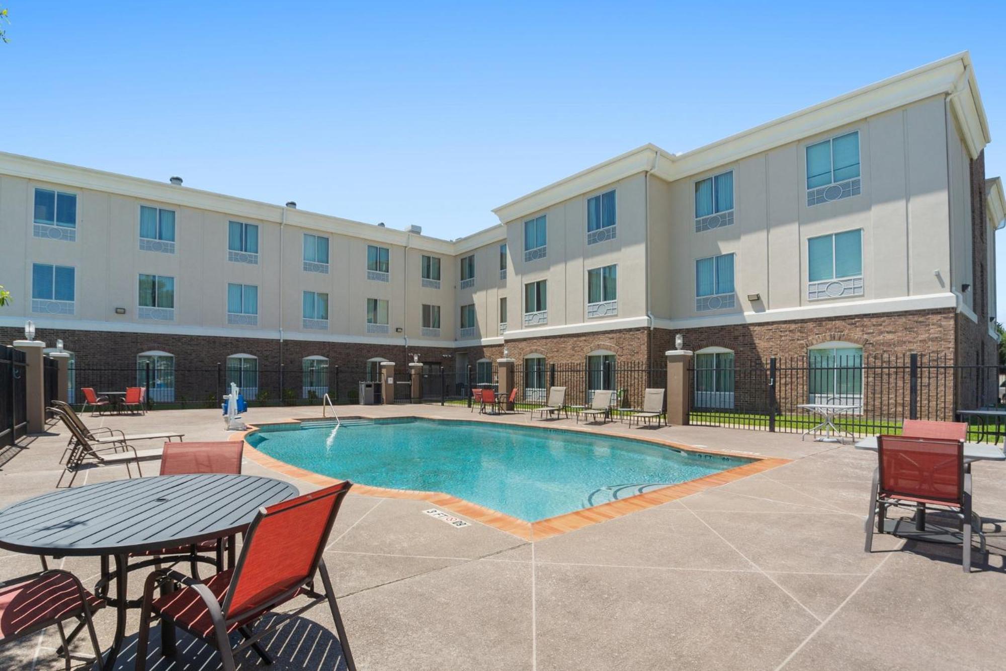 Holiday Inn Express Tomball By Ihg Exterior foto